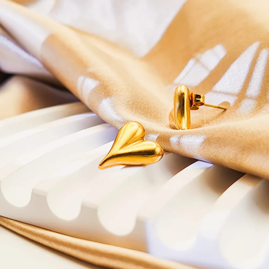 Gold heart-shaped earrings
