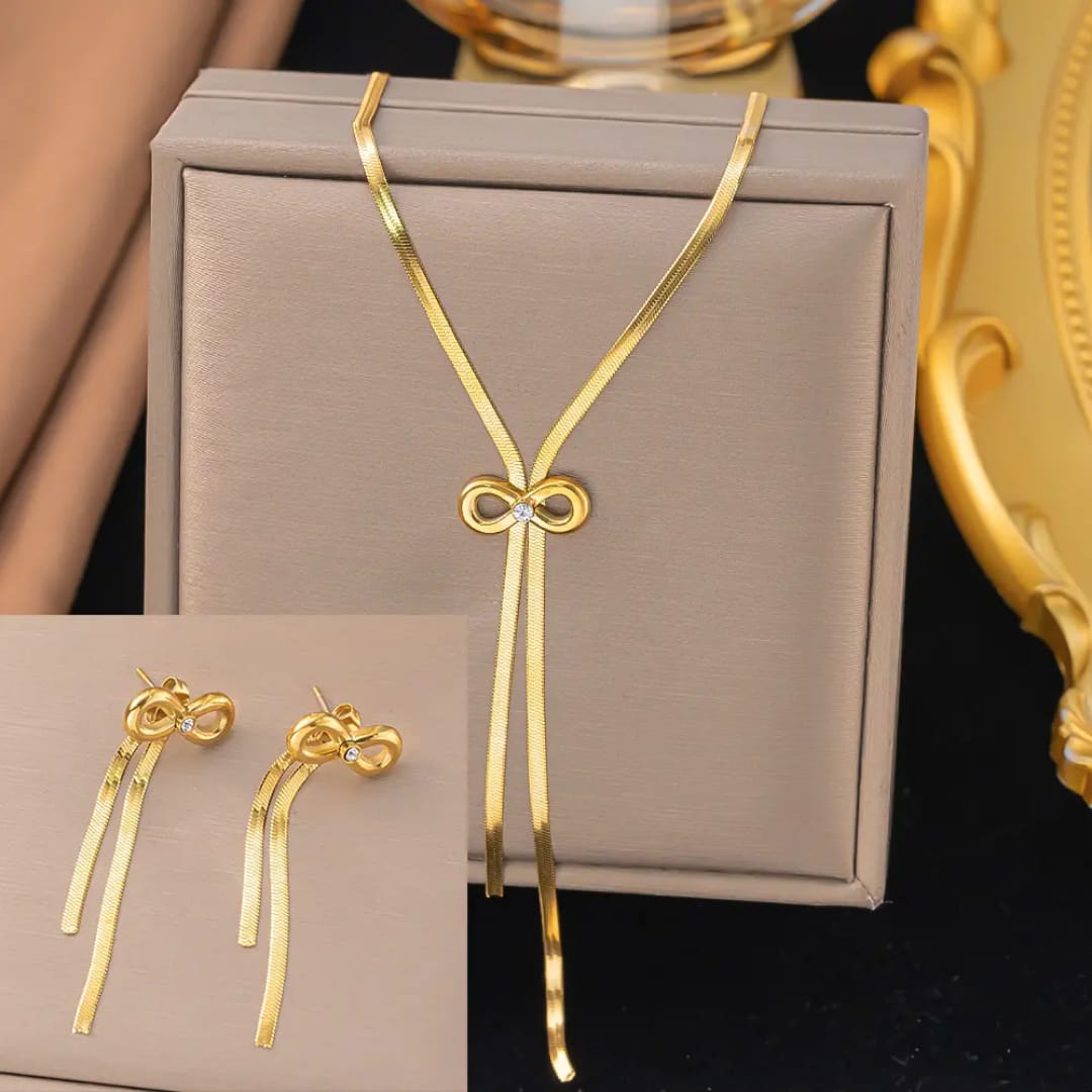 Gold ribbion pendent and earrings set